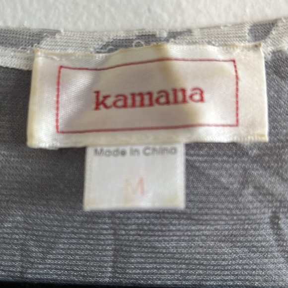 Kamana Sheer animal print tunic with lining and lace. Size Medium - Picture 3 of 5